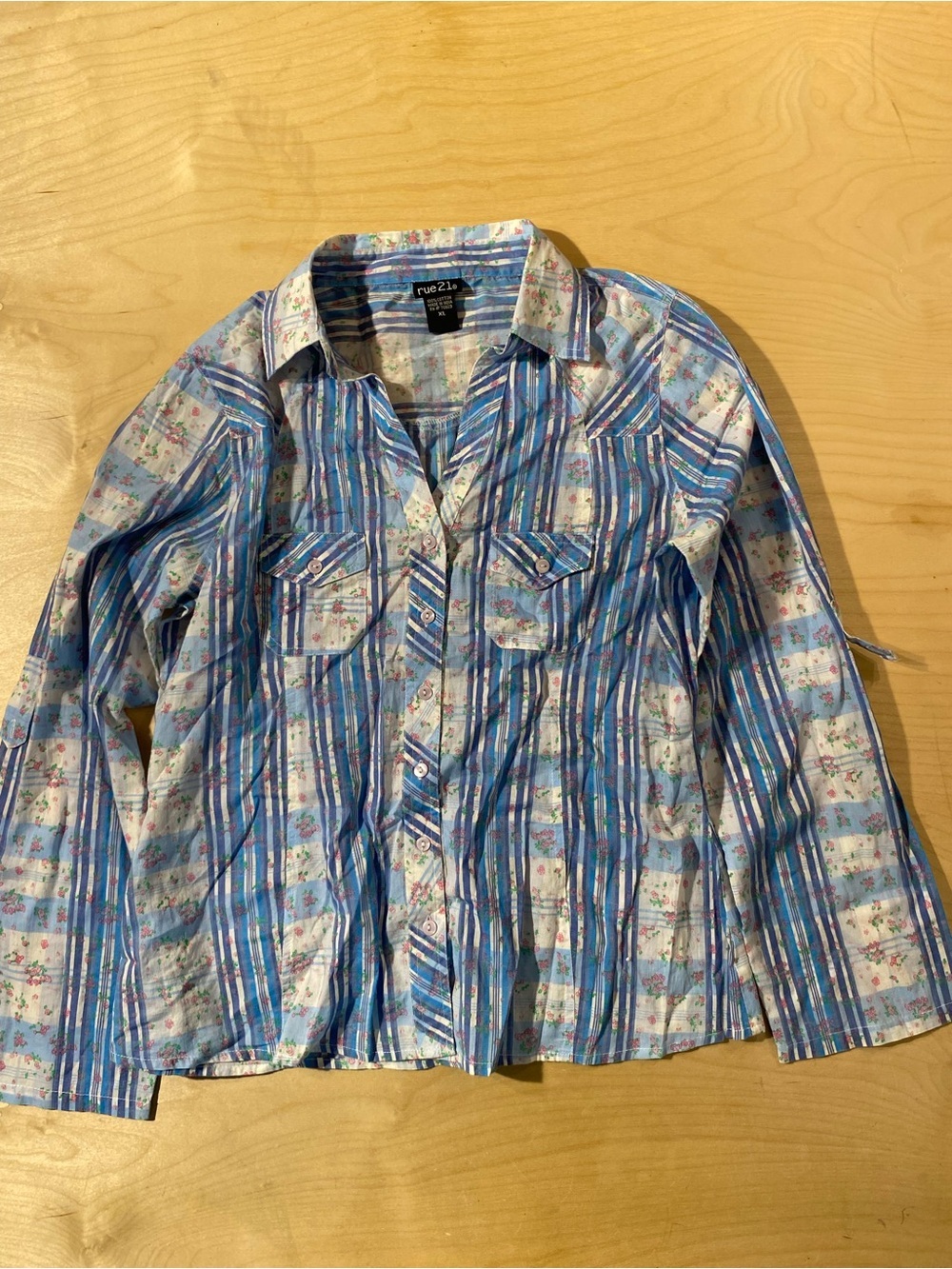 Rue21 Blue Floral-Striped Button-Up Shirt XL (RV)